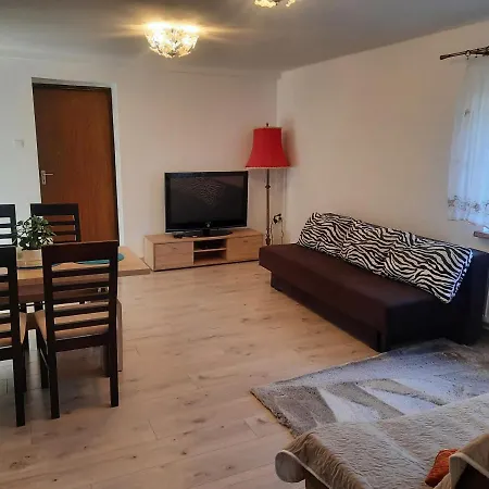 Kwiatowa 피에초비체