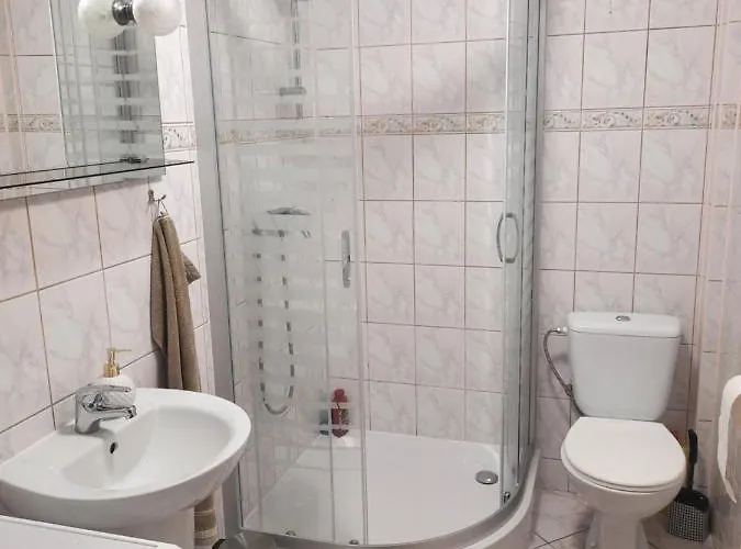 Kwiatowa Apartment *